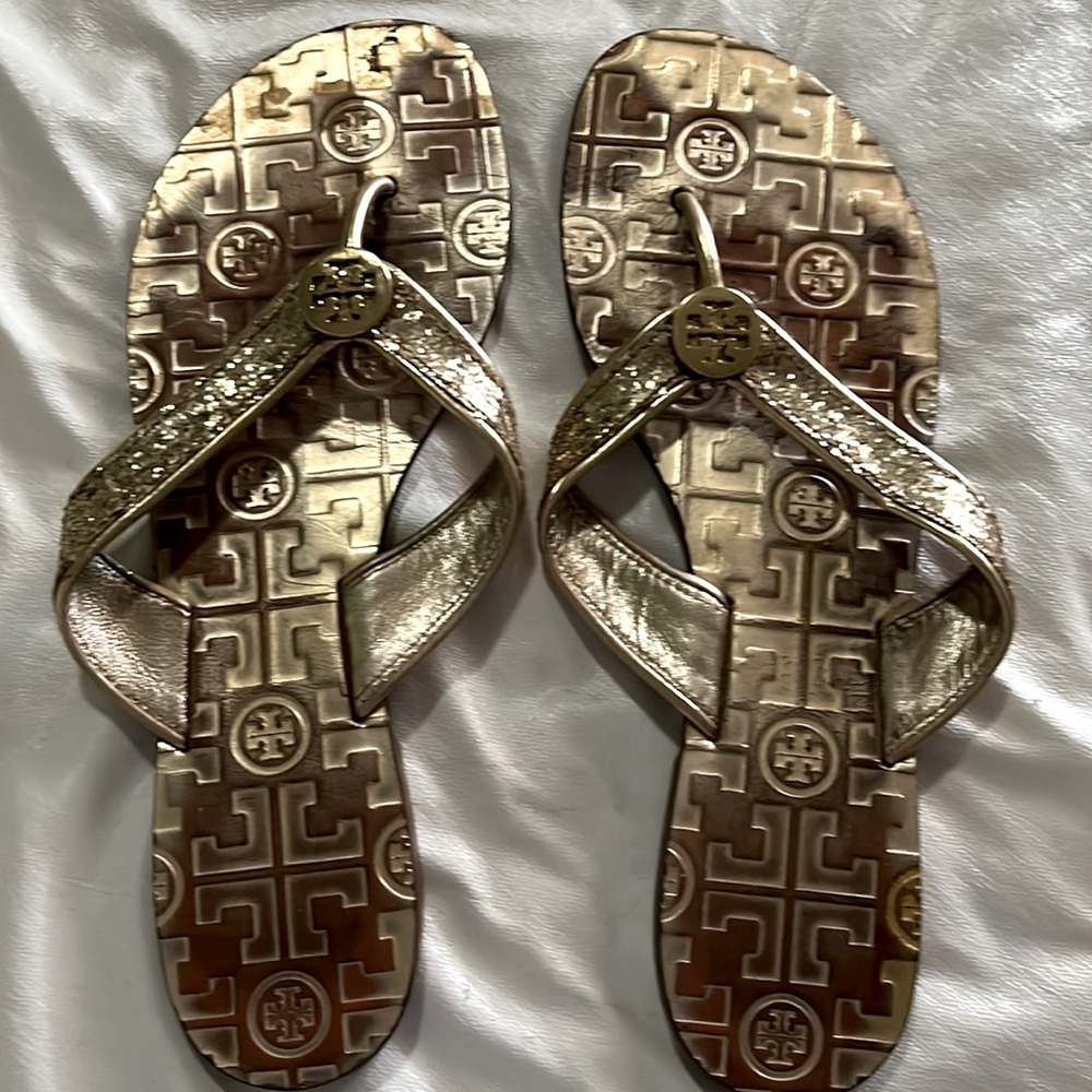 Pre owner sandals